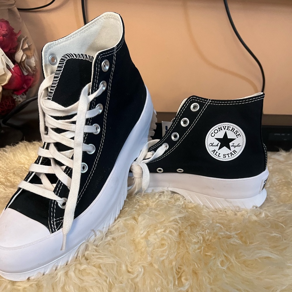 Converse high top